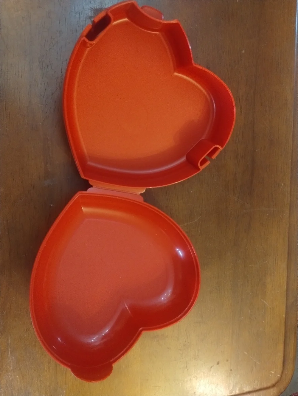 New Tupperware Heart Shaped Container Red Snack Holder Valentine Candy Storage